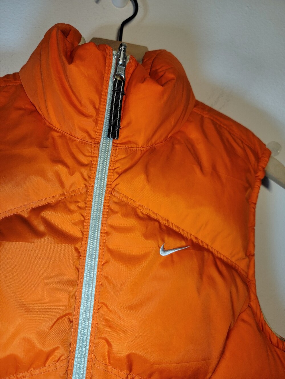Vintage Nike Bright Orange/Cream Quilted Down Puffer Vest Reversible Size M - Picture 5 of 15